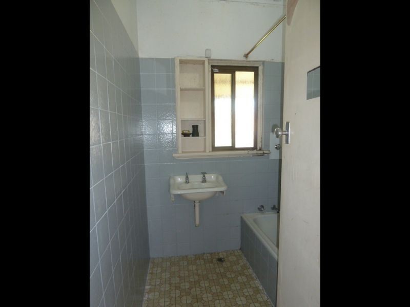 73 Thornlie Avenue, Thornlie WA 6108