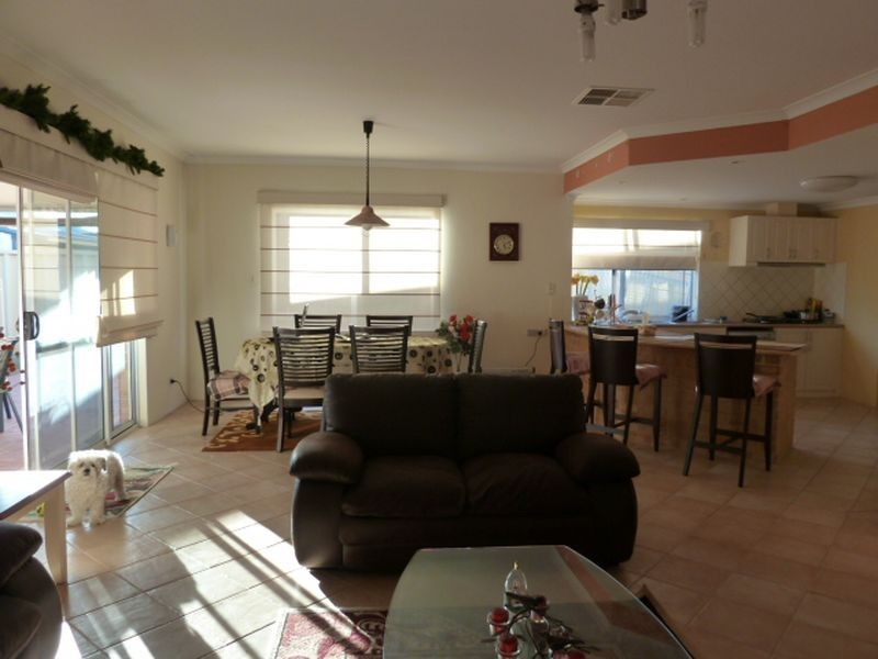 4 Madras Way, Southern River WA 6110
