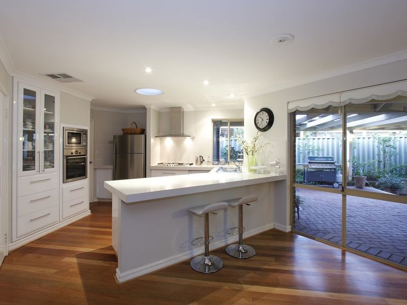 8 Kirwan Way, Winthrop WA 6150