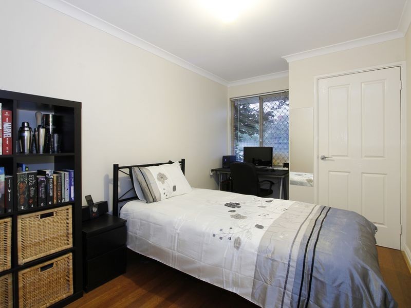 8 Kirwan Way, Winthrop WA 6150