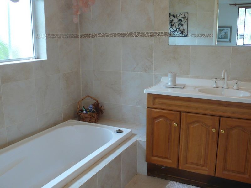 15 Walcha Way, Armadale WA 6112