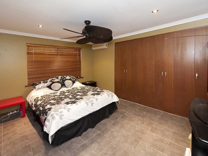 35 Ailsworth Court, Thornlie WA 6108