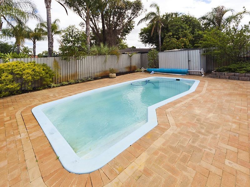 4 Grundy Way, Thornlie WA 6108