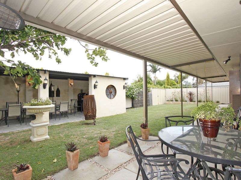 15 Elderberry Drive, Parkwood WA 6147