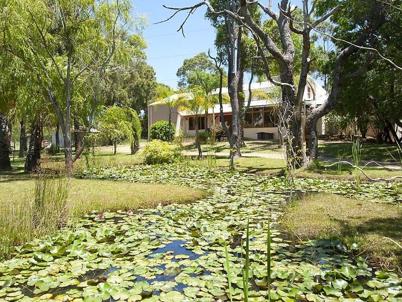 91 Mustang Road, Champion Lakes WA 6111