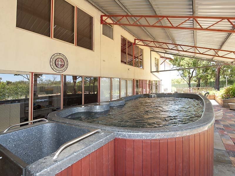 91 Mustang Road, Champion Lakes WA 6111