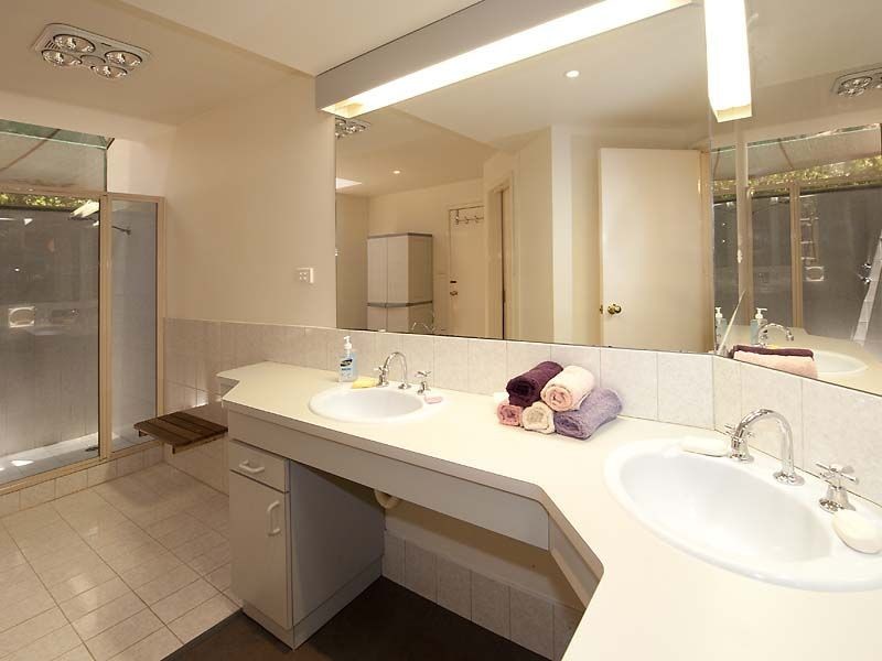 91 Mustang Road, Champion Lakes WA 6111