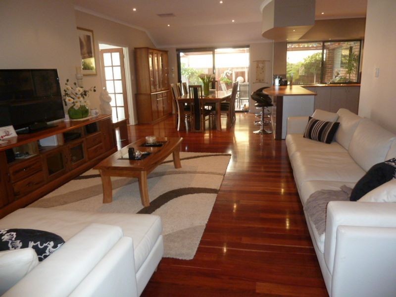 16 Nightingale Road, Southern River WA 6110