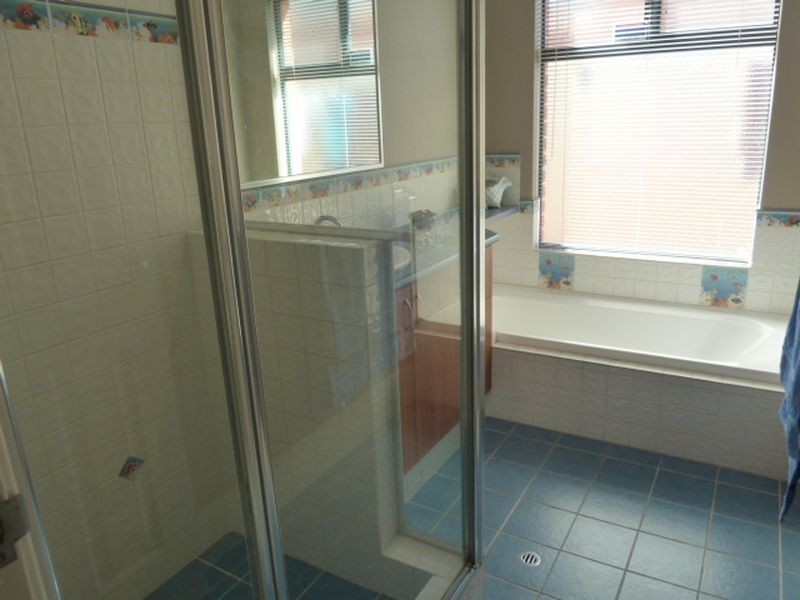 16 Nightingale Road, Southern River WA 6110