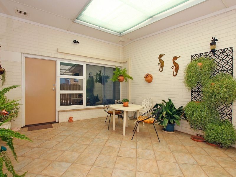 37 May Street, Gosnells WA 6110