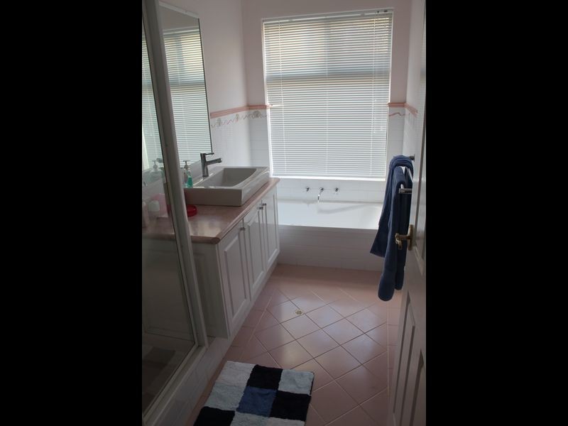 11 Thyme Close, Thornlie WA 6108