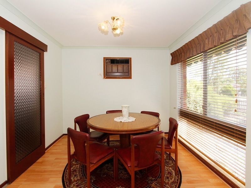 16 Shelburn Road, Thornlie WA 6108