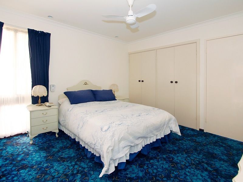 16 Shelburn Road, Thornlie WA 6108