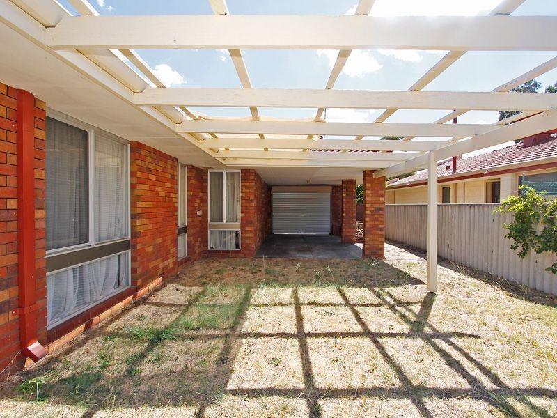 16 Shelburn Road, Thornlie WA 6108