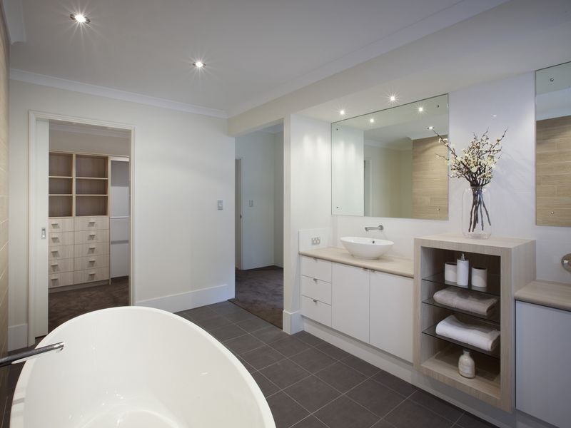 14 Adlington Way, The Vines WA 6069