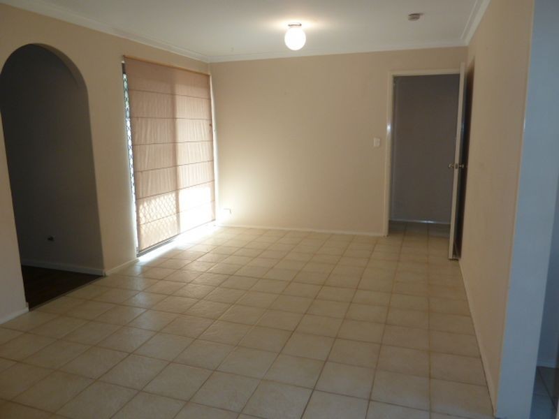 33 Rushbrook Way, Thornlie WA 6108