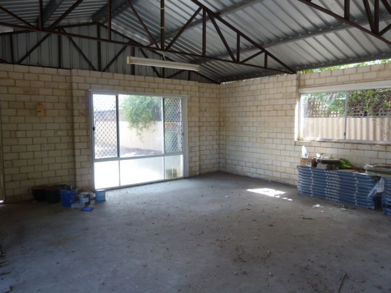 33 Rushbrook Way, Thornlie WA 6108