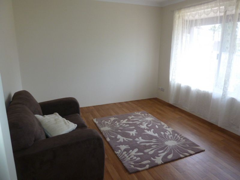 13 Vanilla Glade, Kenwick WA 6107