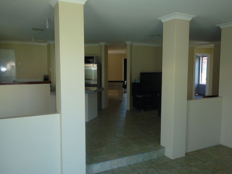 19 Tooting Street, Beckenham WA 6107