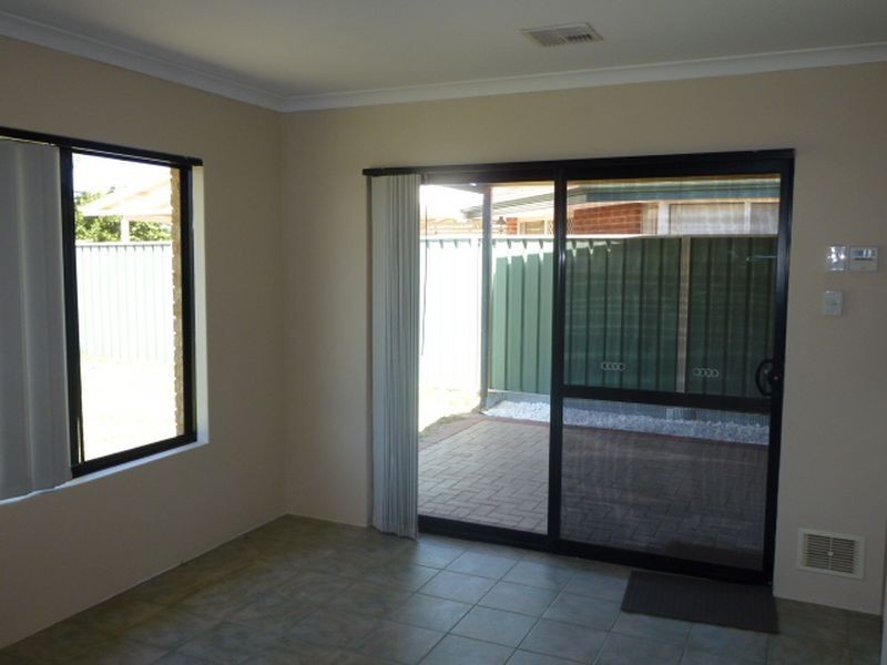 19 Tooting Street, Beckenham WA 6107