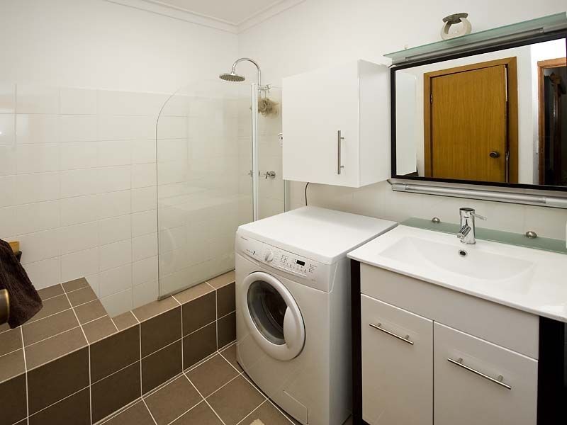 37 Grenadier Drive, Thornlie WA 6108