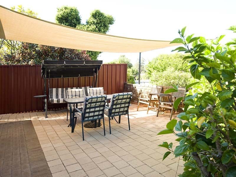 37 Grenadier Drive, Thornlie WA 6108