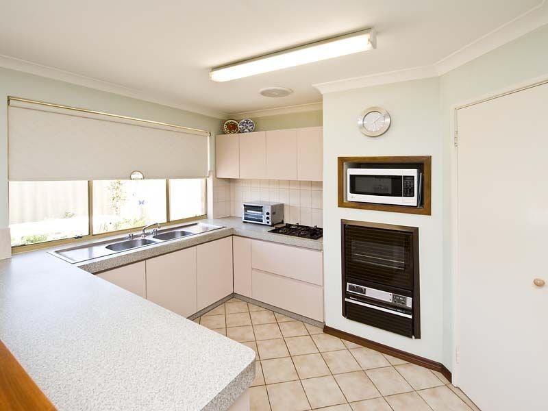 16 A Denham Way, Thornlie WA 6108