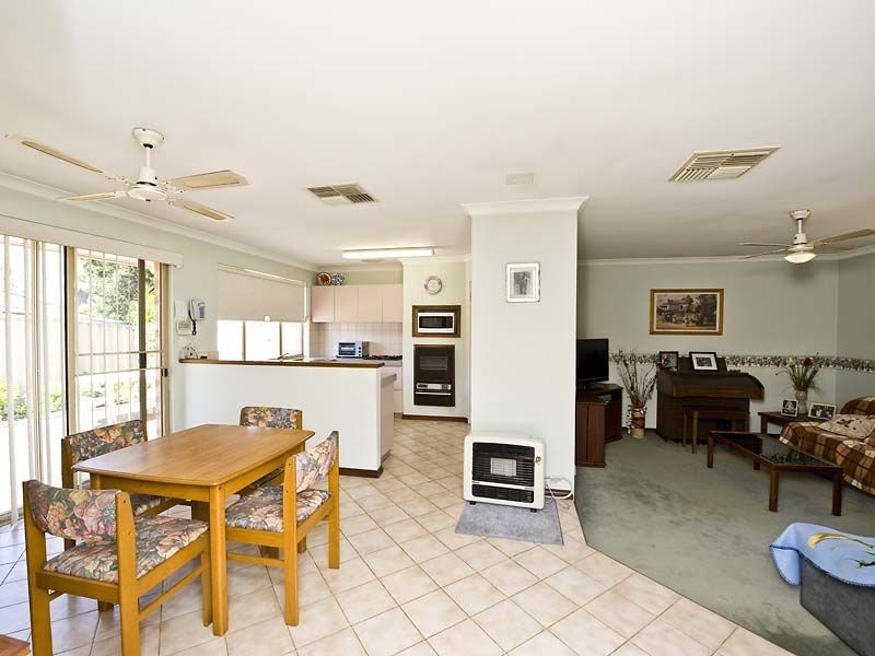 16 A Denham Way, Thornlie WA 6108