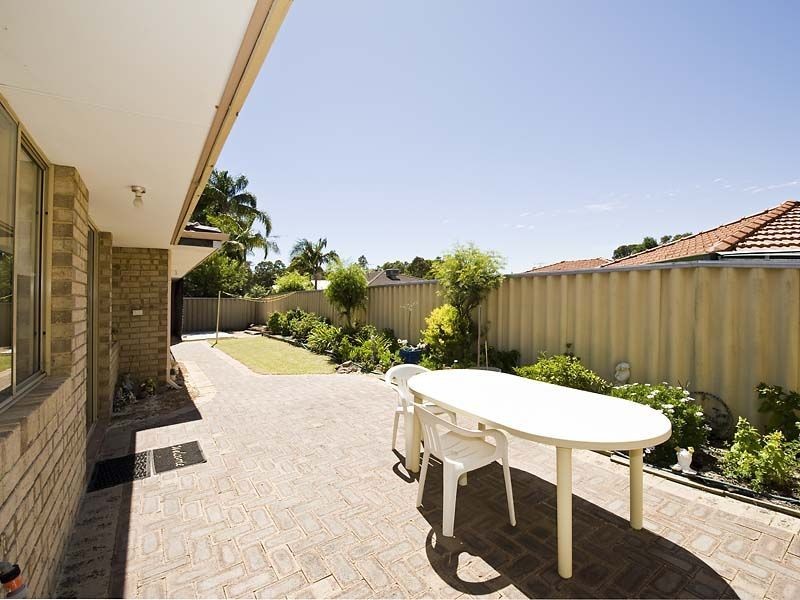 16 A Denham Way, Thornlie WA 6108