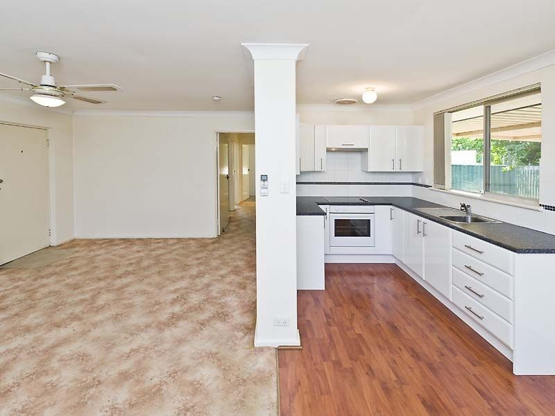 80 B Glyndebourne Ave, Thornlie WA 6108