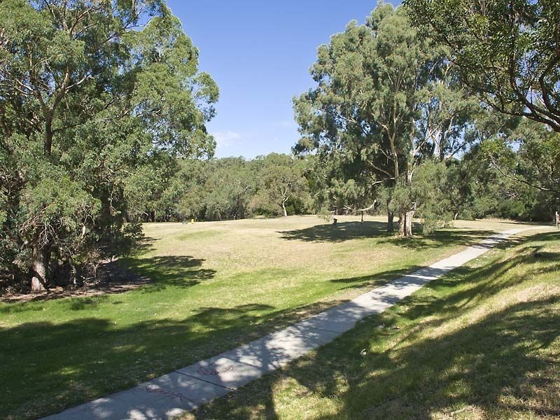 80 B Glyndebourne Ave, Thornlie WA 6108