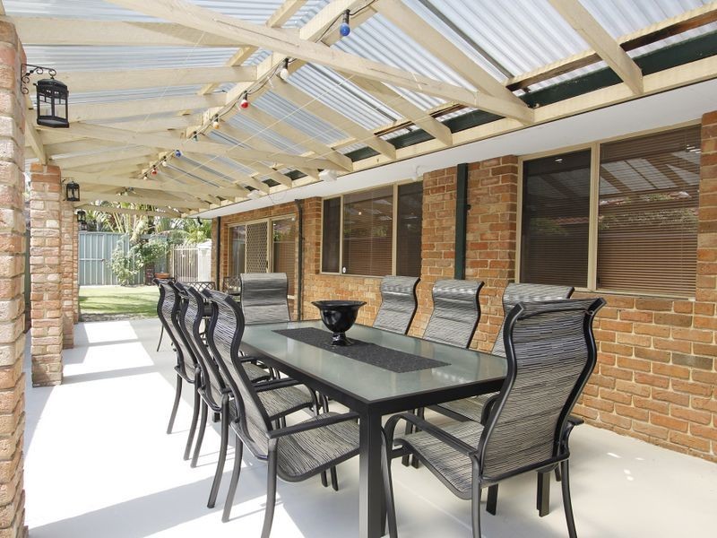 30 Hickory Drive, Thornlie WA 6108