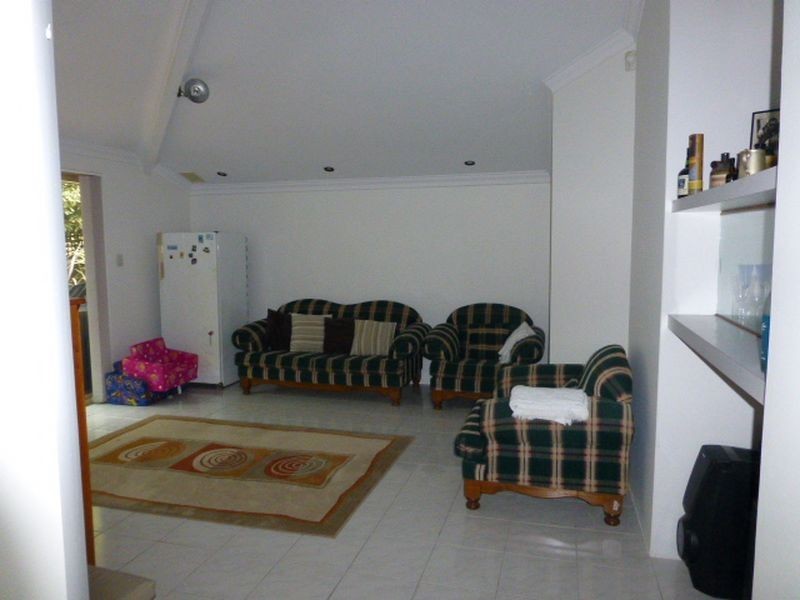 19 Regency Drive, Thornlie WA 6108