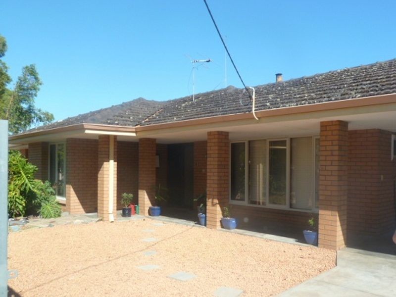 1/17 Hume Road, Thornlie WA 6108