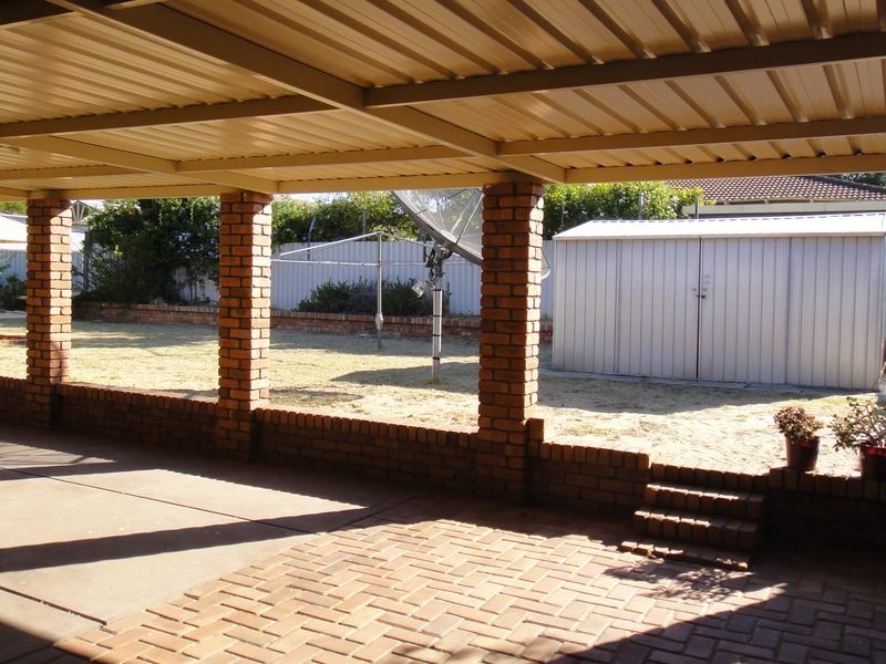 7 Jurien Way, Thornlie WA 6108