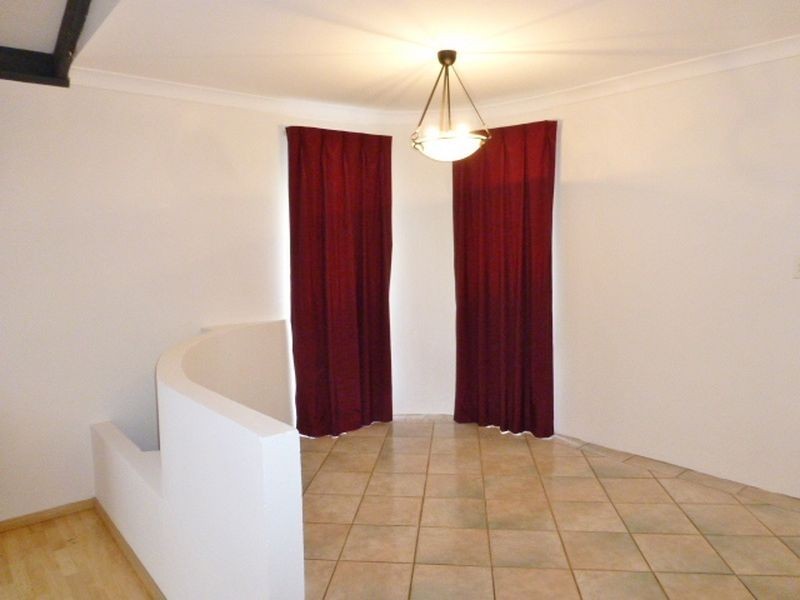 4 Constantine Court, Thornlie WA 6108