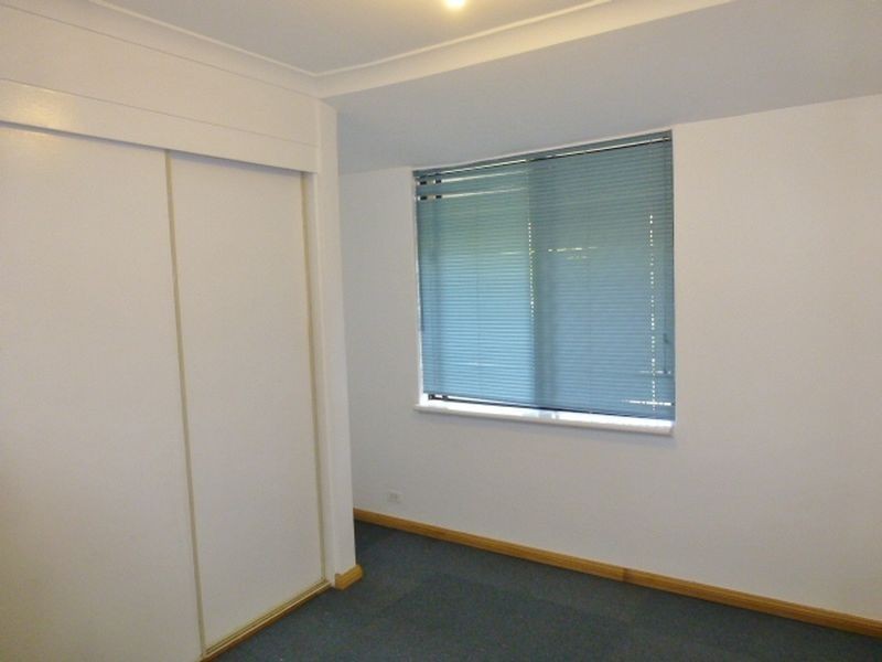 4 Constantine Court, Thornlie WA 6108