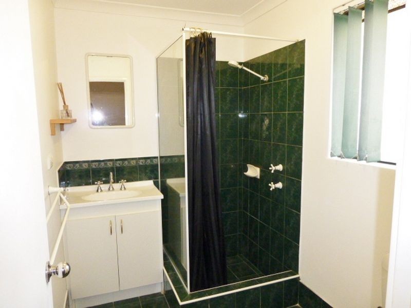 4 Constantine Court, Thornlie WA 6108