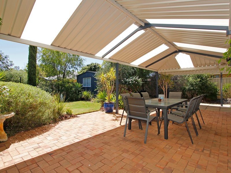 9 Camelot Court, Thornlie WA 6108