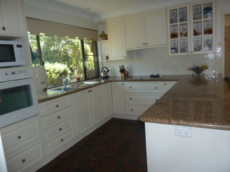 68 Connemara Drive, Thornlie WA 6108