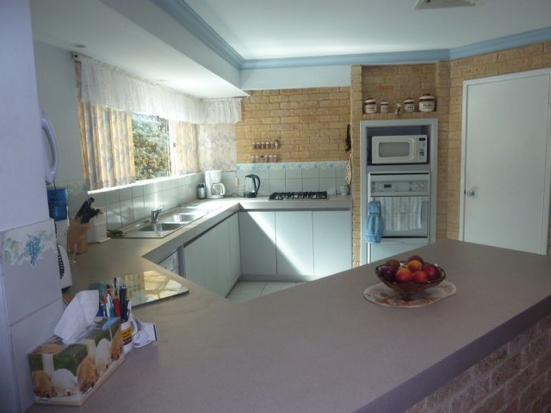 19 Regency Drive, Thornlie WA 6108