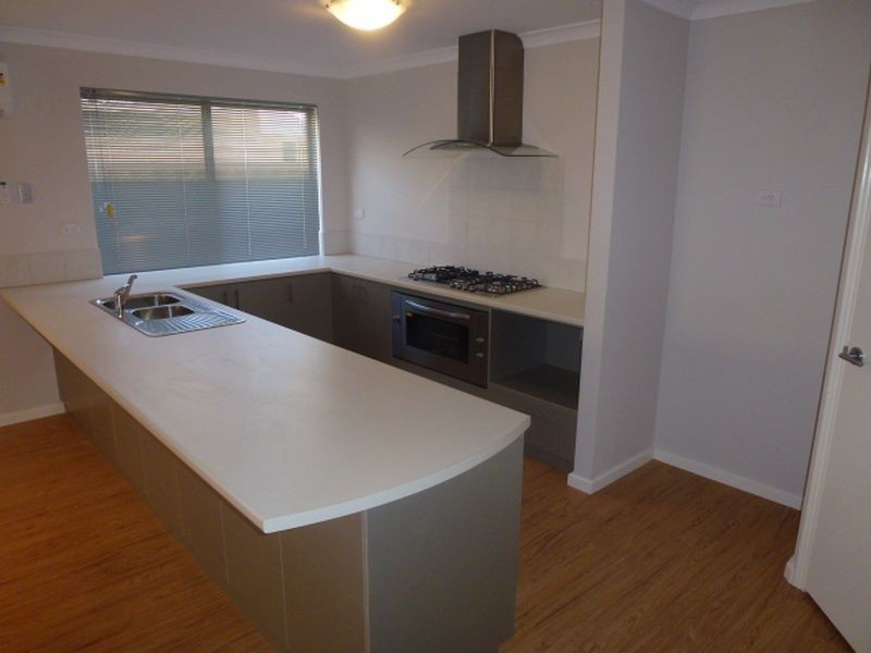 39 Welcome Meander, Harrisdale WA 6112