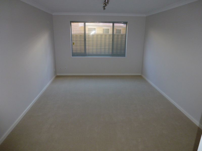 39 Welcome Meander, Harrisdale WA 6112