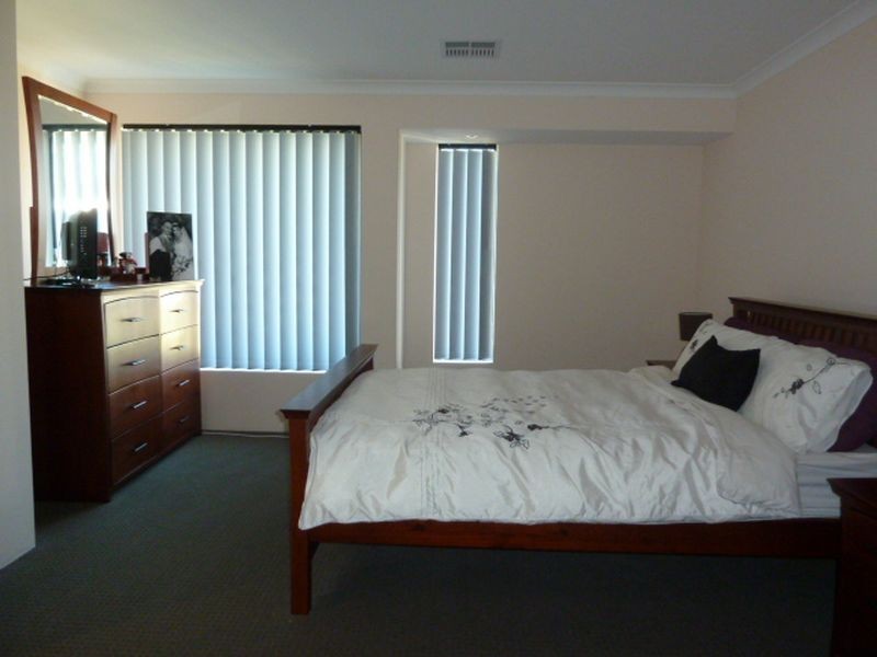 34 Limbee Glade, Huntingdale WA 6110