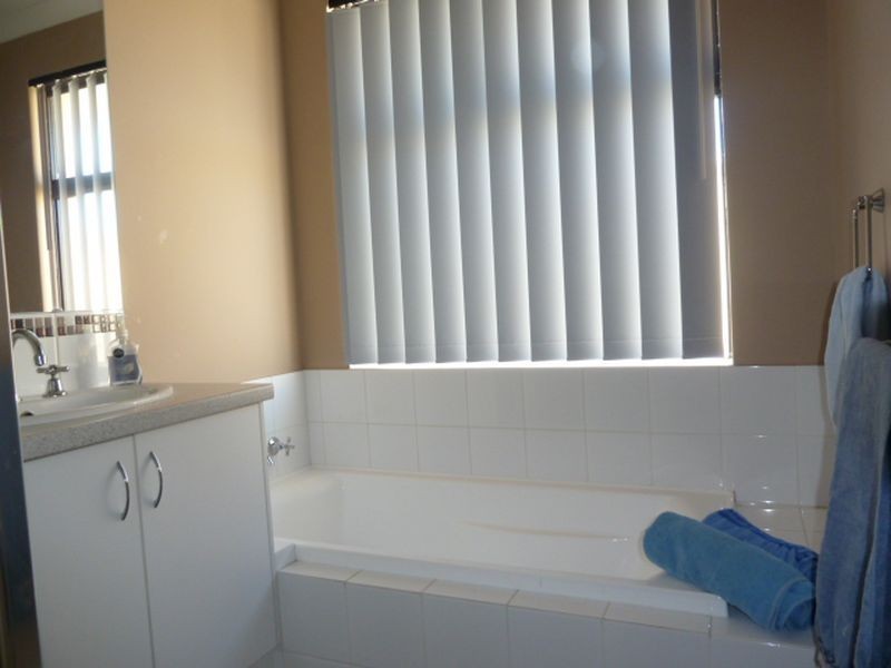 34 Limbee Glade, Huntingdale WA 6110