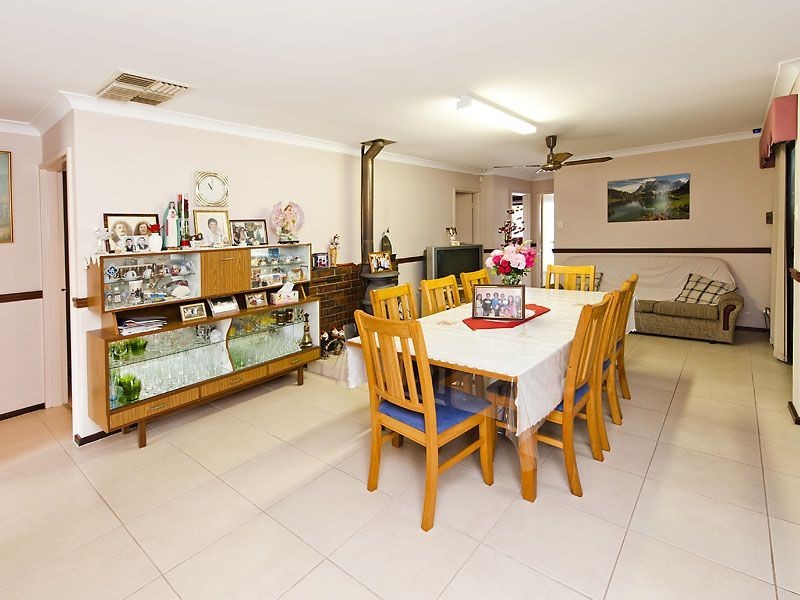 18 Meuller Way, Thornlie WA 6108