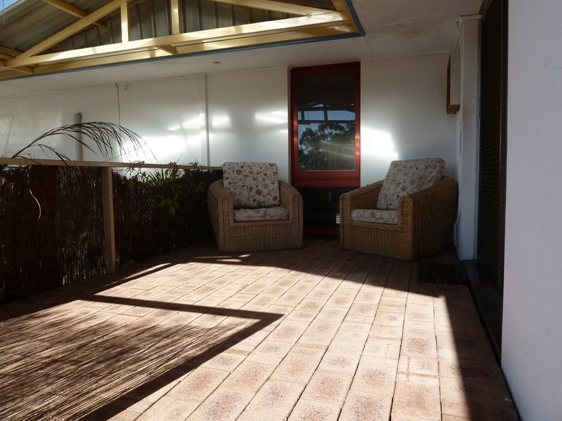 49 Pembury Road, Thornlie WA 6108