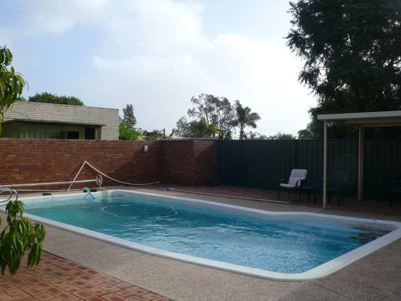 49 Pembury Road, Thornlie WA 6108