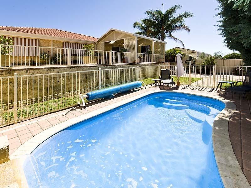 18 Rufford Lane, Canning Vale WA 6155