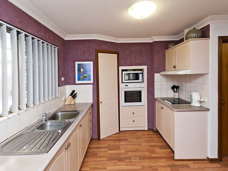 38 Grenadier Drive, Thornlie WA 6108